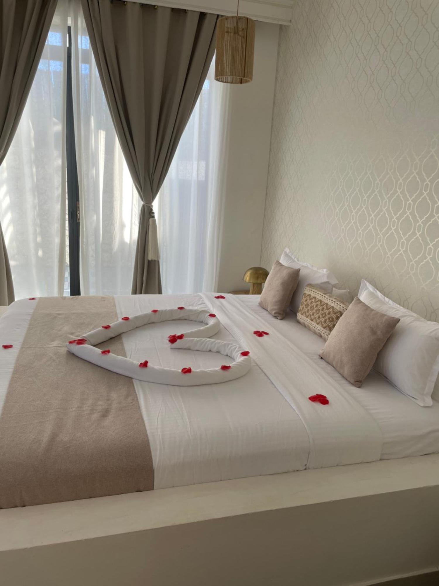 Bed and Breakfast Maison Boheme Нунгві Екстер'єр фото